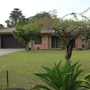 Tainan California Villa Exterior photo