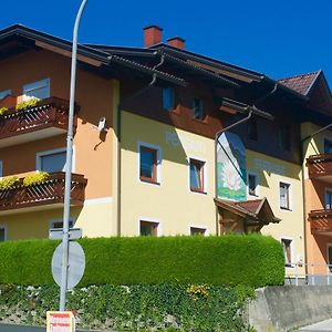 Pension Seerose Hotel Drobollach am Faakersee Exterior photo