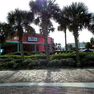 Seahorse Oceanfront Inn Atlantic Beach Exterior photo