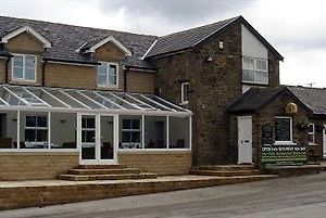 The Carriage House Hotel Diggle Exterior photo