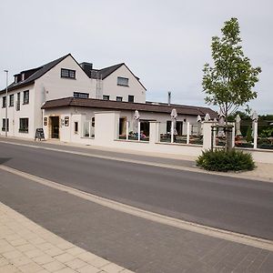 Hotel Salons De Vrede Ichtegem Exterior photo