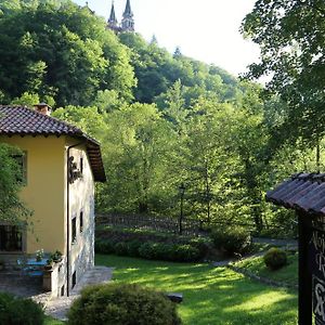 Casa Aspron Guest House Covadonga Exterior photo