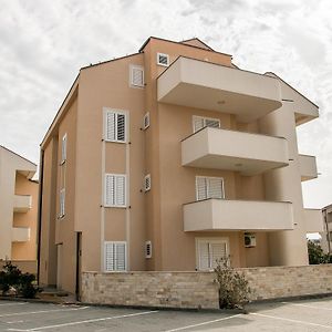 Apartment Marine - Novalja Exterior photo