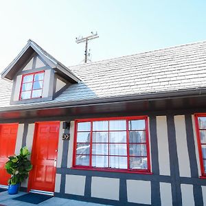 The Hamlet Inn Solvang Exterior photo