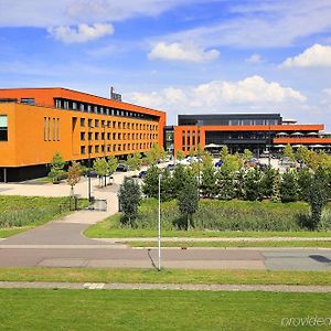 Van Der Valk Hotel Almere Exterior photo