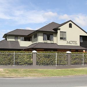 Quantum Lodge Motor Inn Hamilton Exterior photo