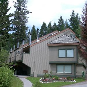 Akiskinook Resort On Lake Windermere - 1 Bedroom Condo - Sleeps 4 - Indoor Pool - Hot Tub - Sandy Beach - Hot Springs - Golf - 12 Courses - Walk To Town - Shopping - Dining - Local Pubs Invermere Exterior photo