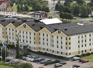 Hotel Riverside Uddevalla Exterior photo