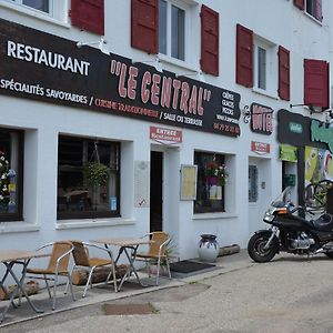 Hotel Le Central La Feclaz Exterior photo