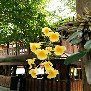 Heuan Parittapa Lanna Resort Baan Tawai Chiang Mai Exterior photo