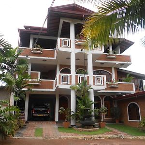 Melvila Bed & Breakfast Colombo Exterior photo