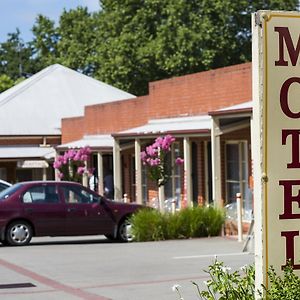 Yackandandah Central Motel Exterior photo