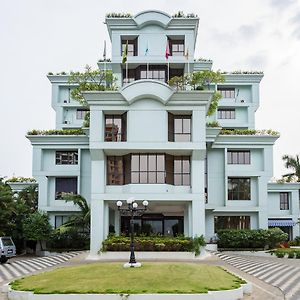 The Windsor Castle Hotel Kottayam Exterior photo