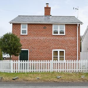 Baytree Cottage 1 Birch Exterior photo