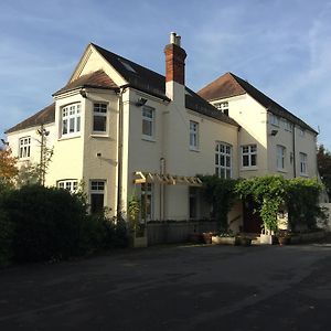 The Pines Hotel Burnham  Exterior photo