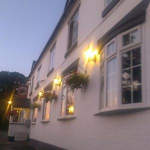 The Railway Inn Forden Exterior photo