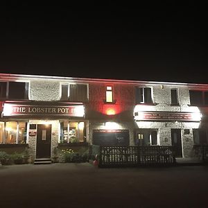 The Lobster Pot Hotel Marloes Exterior photo