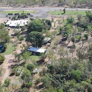 Corroboree Park Tavern Hotel Marrakai Exterior photo