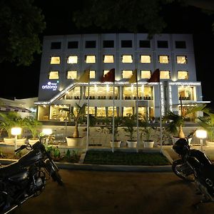 Hotel Arizona Inn Anand Exterior photo