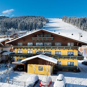 B&B Hotel Die Bergquelle Flachau Exterior photo