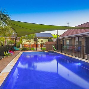 Mildura Holiday Villas Exterior photo