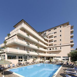 Hotel Man Lido Di Savio Exterior photo