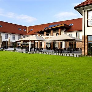 Family-Hotel Balastya Exterior photo