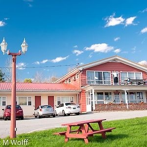 Spring Fountain Motel Bucksport Exterior photo