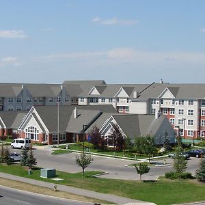 Lakeview Signature Inn Calgary Airport Exterior photo