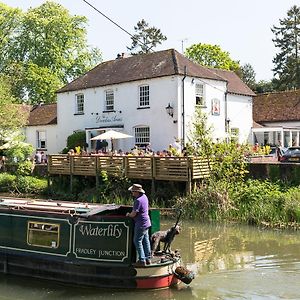 The Dundas Arms Hotel Kintbury Exterior photo