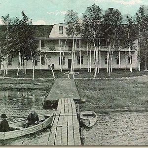 Historic Birch Lodge And Motel Trout Lake Exterior photo