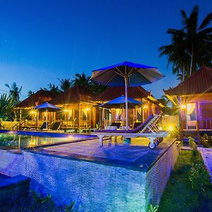 Maha Guru Huts Hotel Nusa Lembongan  Exterior photo