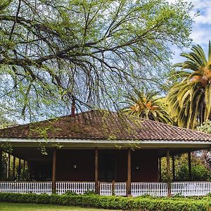 Hotel Hacienda Los Lingues Exterior photo