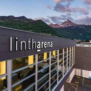 Lintharena Ag Hotel Nafels Exterior photo