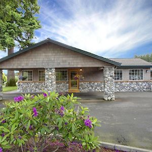 Poulsbo Inn & Suites Exterior photo