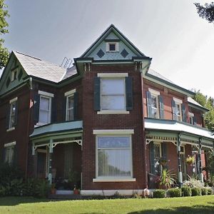 Nauvoo Grand Bed & Breakfast Hotel Exterior photo