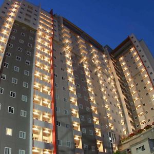 Mg Suites Hotel Semarang Exterior photo