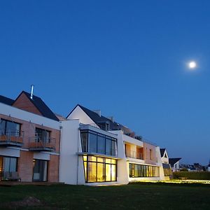 Logis Le Chateau De Sable Hotel Porspoder Exterior photo