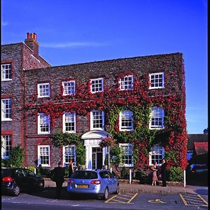 Old House - Townhouse Hotel Fareham Exterior photo