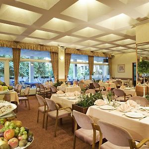 Hotel Patria Pecs Restaurant photo