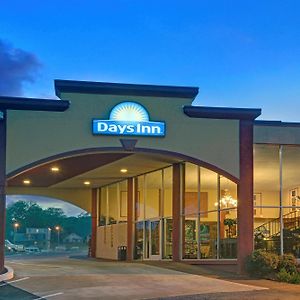 Days Inn By Wyndham Kansas City Exterior photo