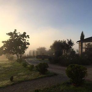 5 Lasserre Bed & Breakfast Moulon-sur-Dordogne Exterior photo