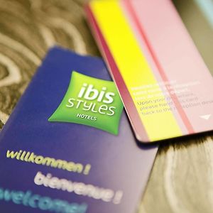 Ibis Styles Guyancourt Versailles Hotel Exterior photo