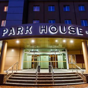 Park House Hotel Kryvyi Rih Exterior photo