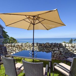 Bwthyn Hendreclochydd Villa Llanaber Exterior photo