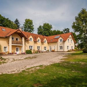 Penzion Agata Hotel Zehrov Exterior photo