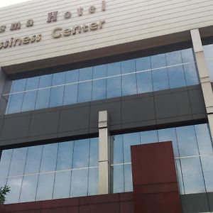 Hotel Kharisma Madiun Exterior photo