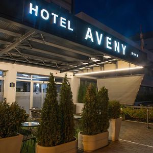 Garni Hotel Aveny Cacak Exterior photo