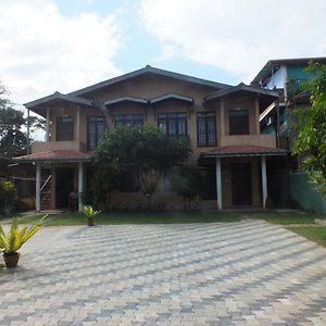 Hillsview Rest & Guest House Matale Exterior photo