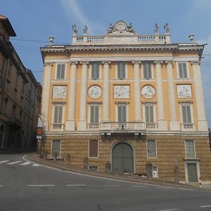 Jackie O' A La Maison Bed & Breakfast Bergamo Exterior photo